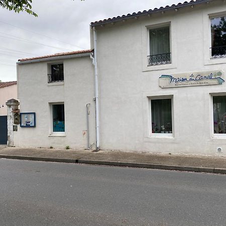 La Maison Du Canal De Rompsay - 5 Min De La Rochelle Bed & Breakfast Perigny  Ngoại thất bức ảnh