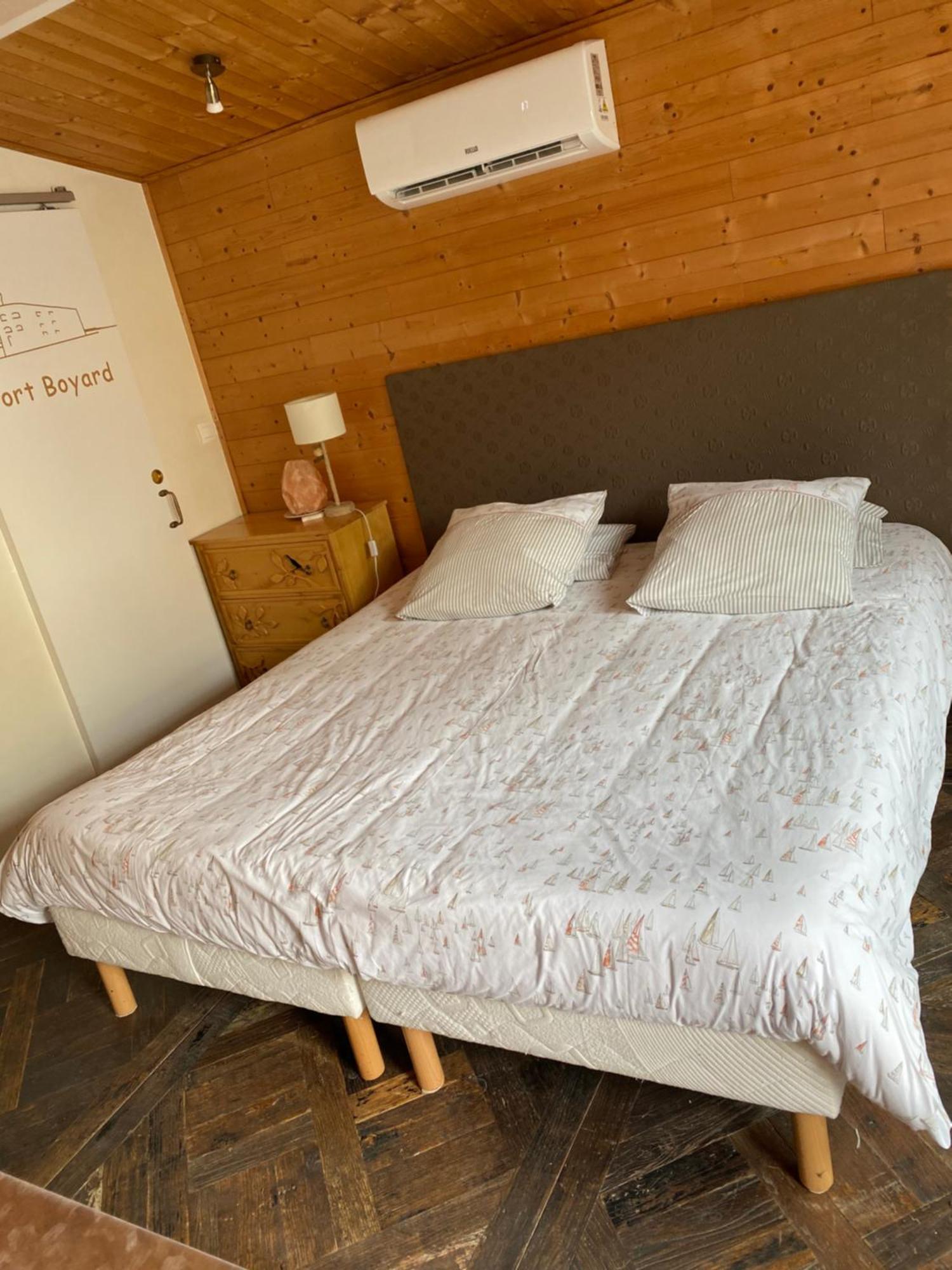 La Maison Du Canal De Rompsay - 5 Min De La Rochelle Bed & Breakfast Perigny  Ngoại thất bức ảnh